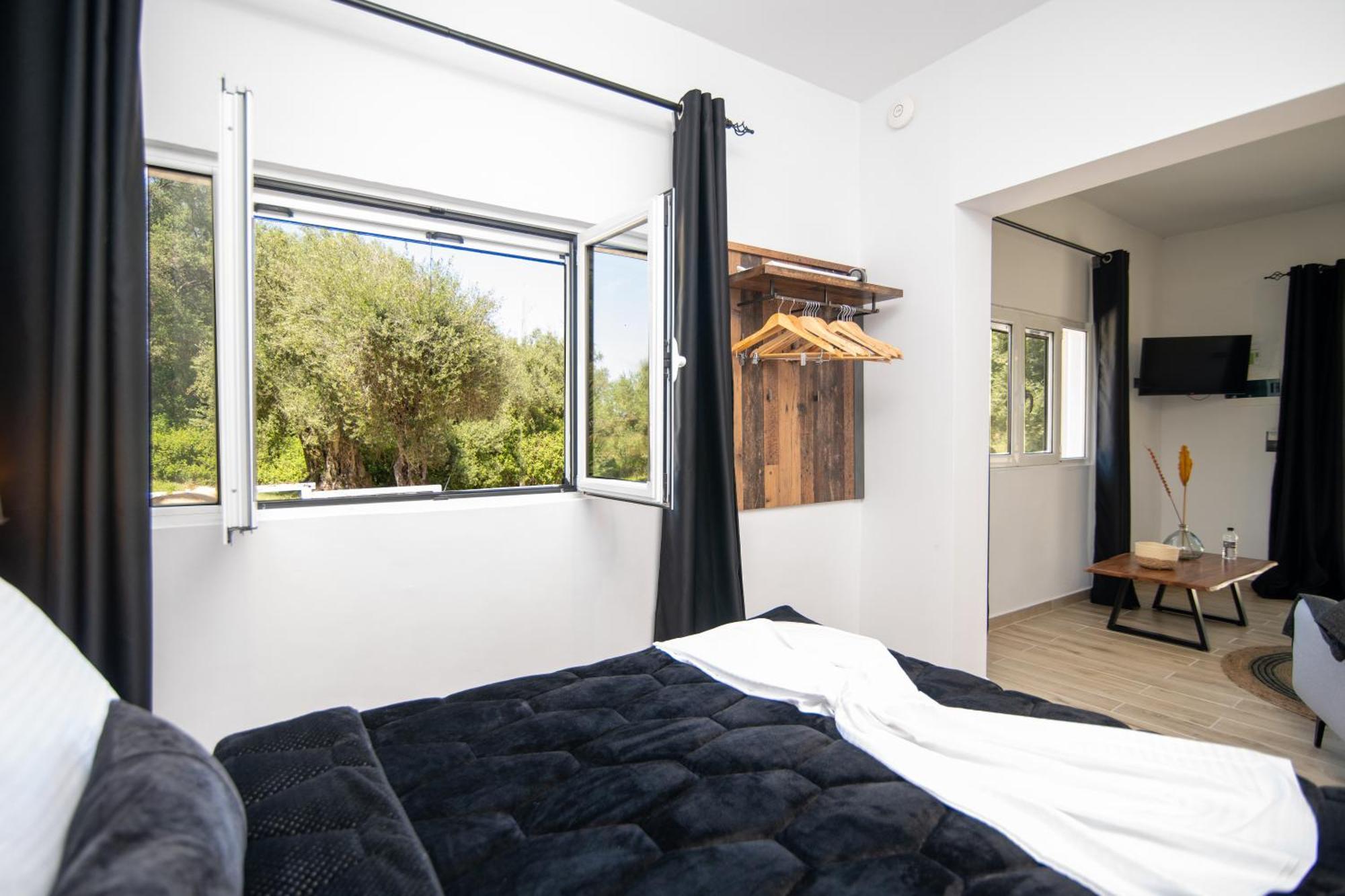 Armoniahousesuites Peritheia Экстерьер фото