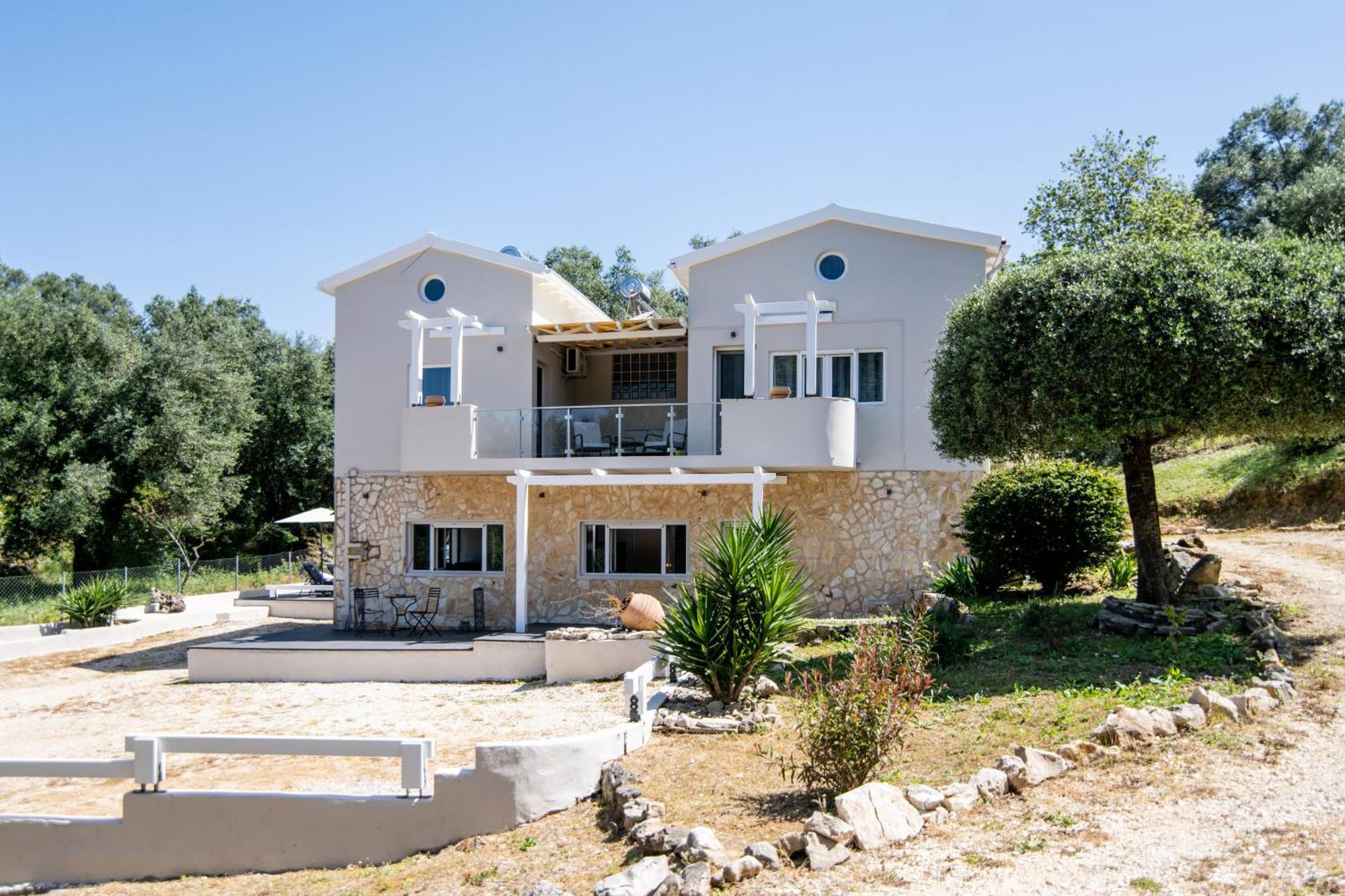 Armoniahousesuites Peritheia Экстерьер фото